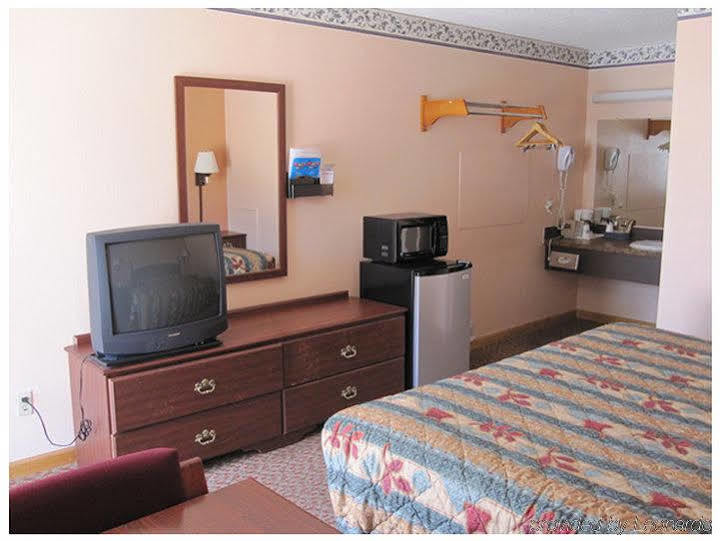 Scottish Inn - Клантон Номер фото